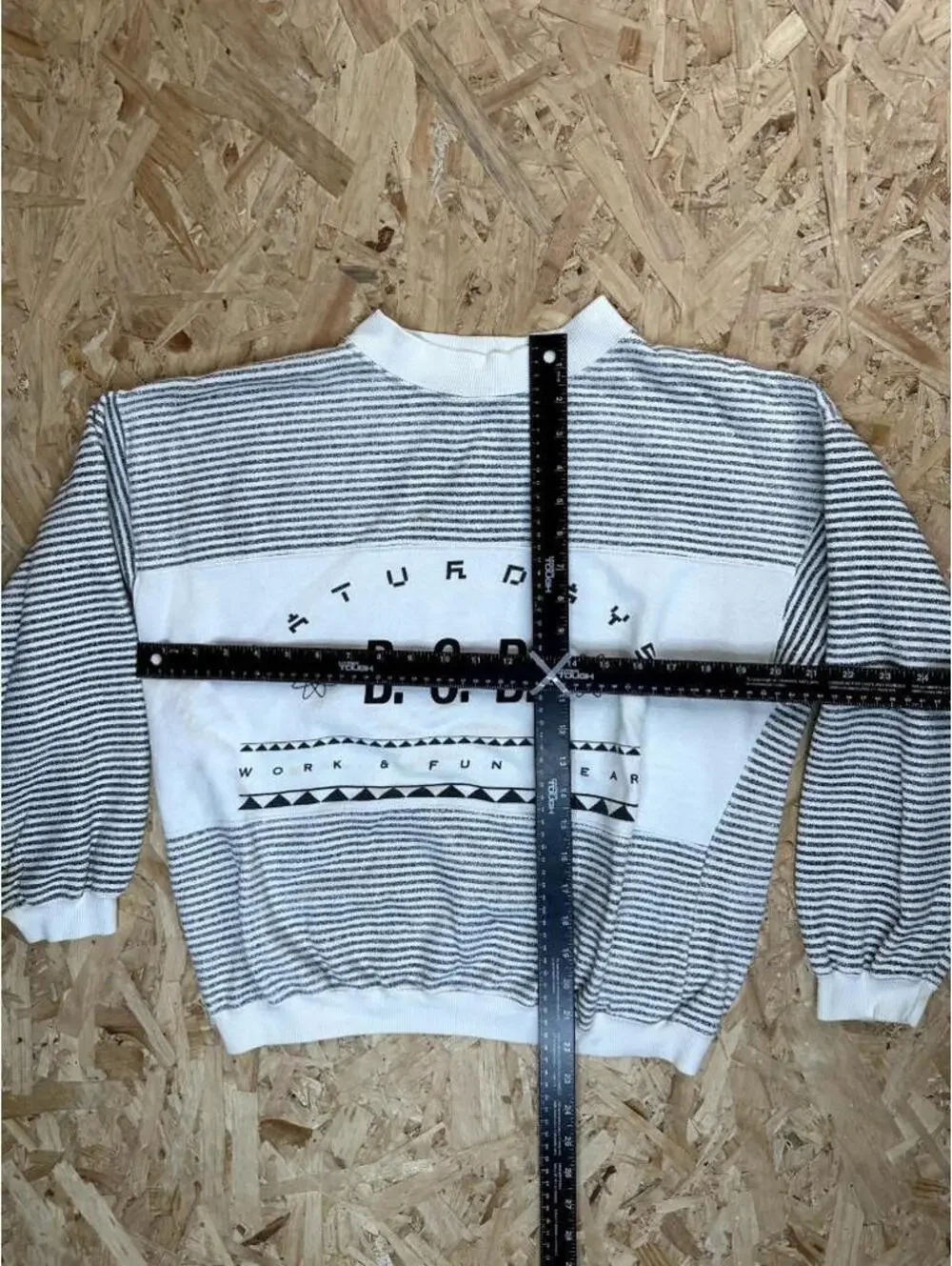 Vintage Saturdays BSB Sweatshirt Mens Medium White Striped Graphic Pullover